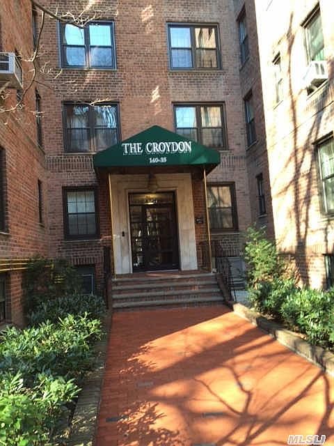 1st image of 14035 Burden Cres APT 405