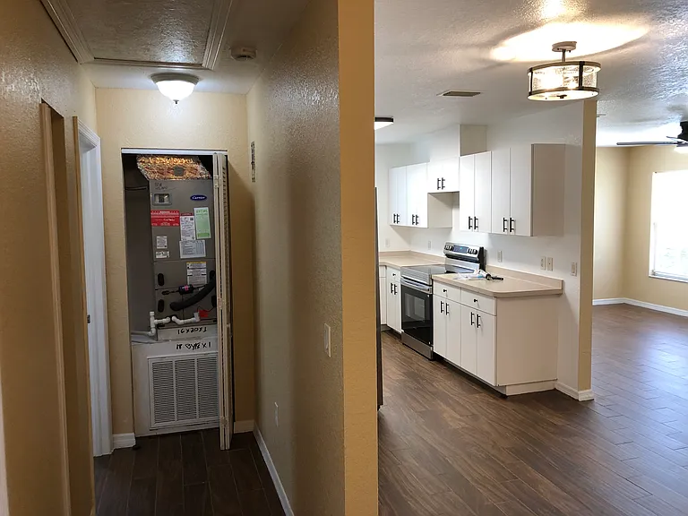 9068 Tunis Ave — Photo 17