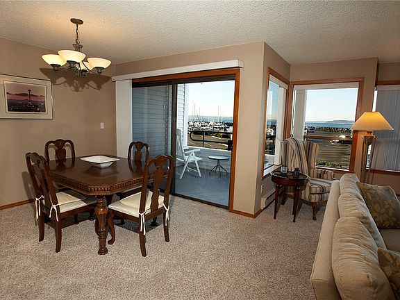 3rd image of 22211 Cliff Ave S APT 102