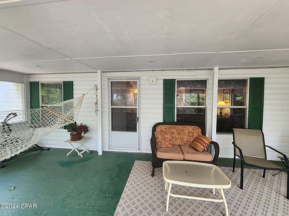 2nd image of 1043 Lake Retreat Dr