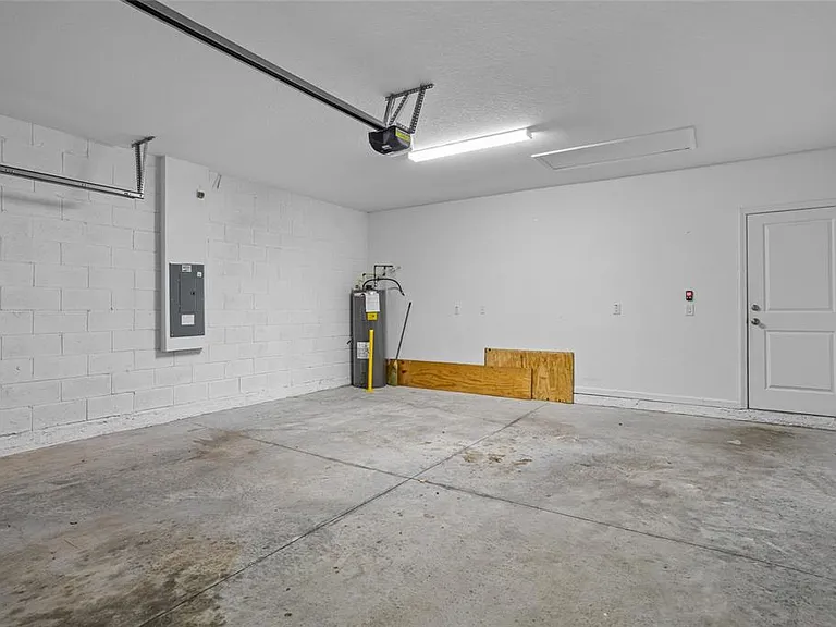 4022 Alissa Ln — Photo 46