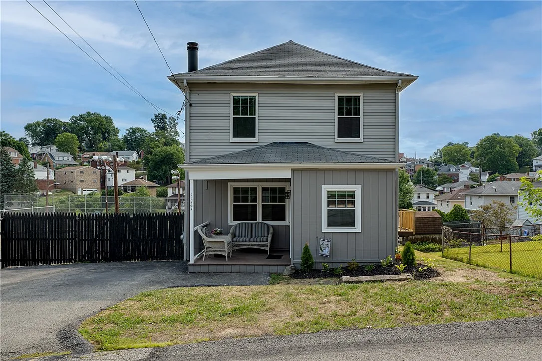 3527 Cambria St photo 1