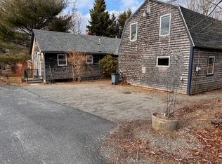 2 Walls St, Mount Desert, ME 04660