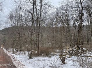 Coyote Ln, Equinunk, PA 18417