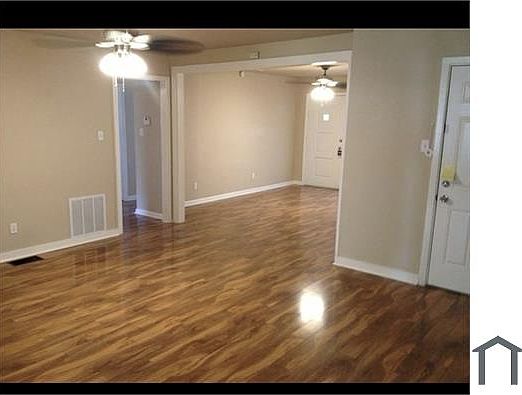 3rd image of 408 W Coats Dr