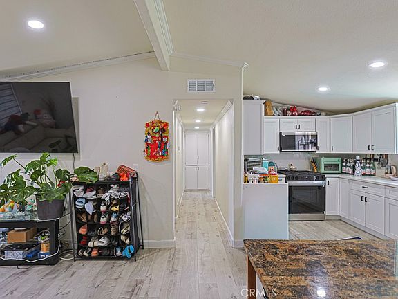 5th image of 11912 Arthur Dr
