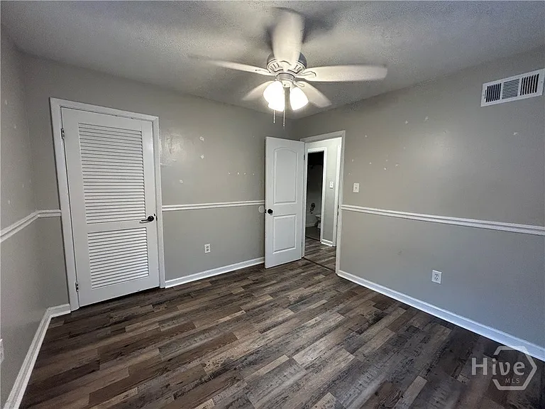 321 Sharondale Rd — Photo 16