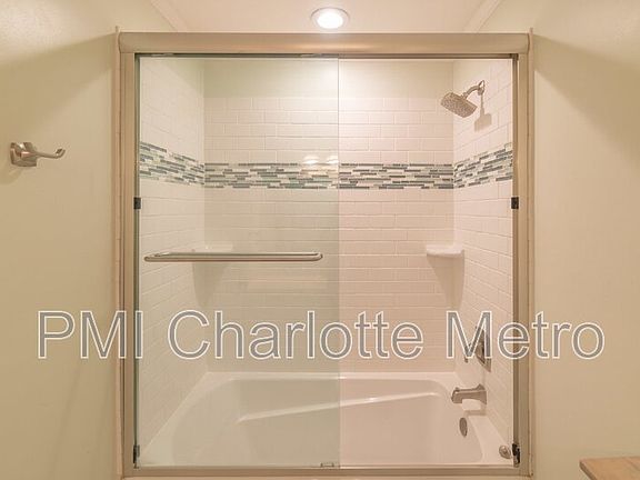 5th image of 1301 Pierson Dr