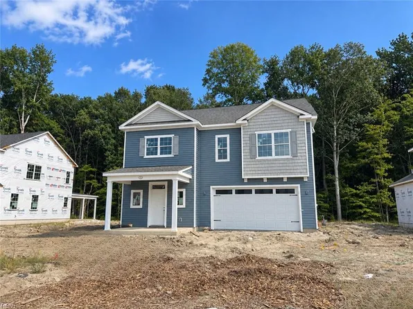 733 Crestfield Dr, Chesapeake, VA 23320