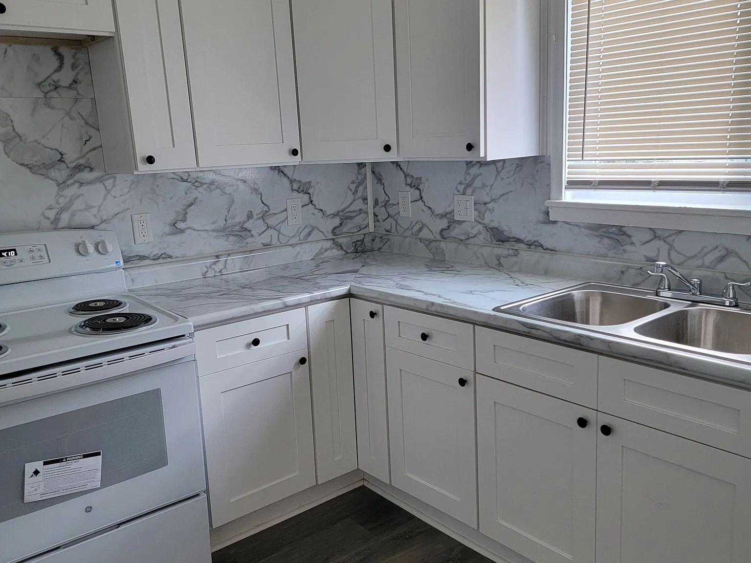 2 bed, 800 sqft, $1,025 — Photo 4