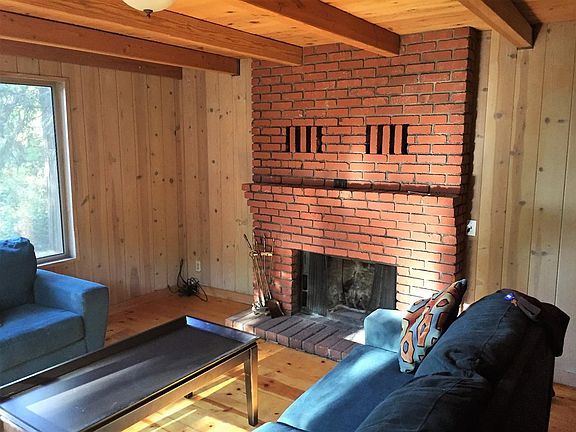 5th image of 594 Sunderland Ct