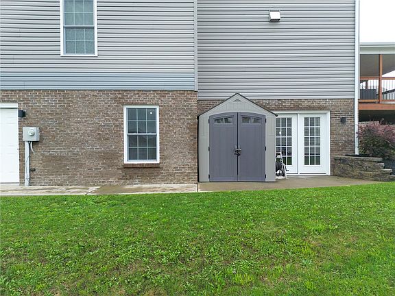 4th image of 101 Cove Ct