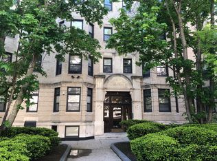 41 Edgerly Rd APT 21, Boston, MA 02115