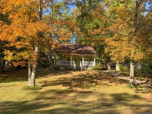 74 Oakridge Dr SE, Cartersville, GA 30121