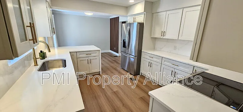 3 bed, 2.0 bath, $3,095 — Photo 1