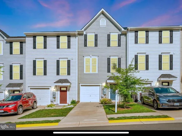 2138 Elm Tree Ct #2138, Charlottesville, VA 22911