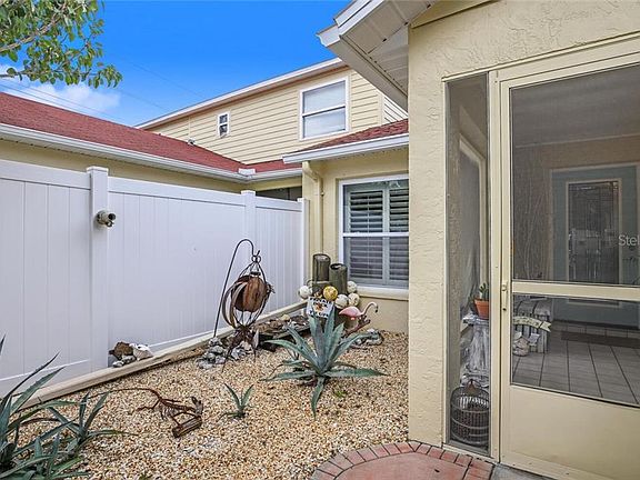 3rd image of 2771 Summerdale Dr APT 6