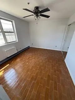 8802 Rockaway Beach Blvd — Photo 4