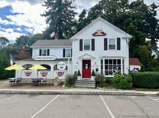 323 Main St, Old Saybrook, CT 06475