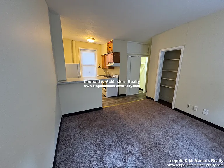 Kelton Street Apartments — Photo 26