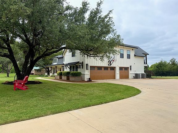 3rd image of 1304 Tinker Rd
