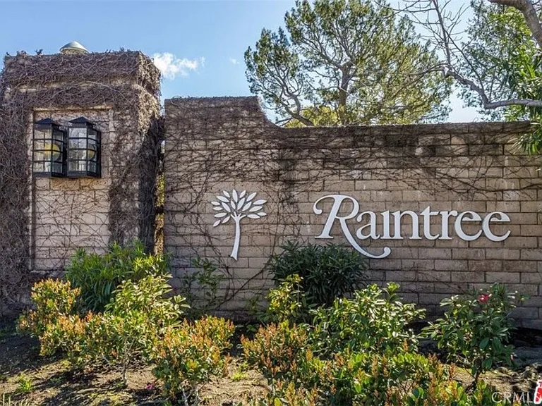7210 Raintree Cir #210 — Photo 1