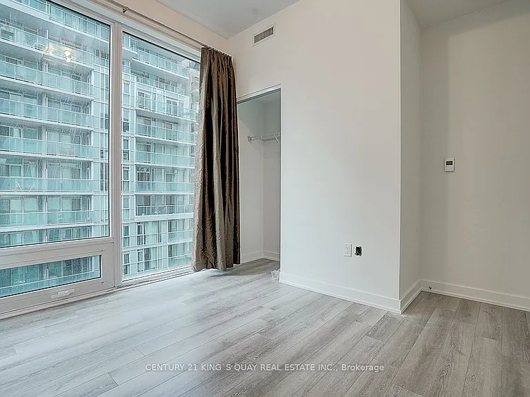 121 Saint Patrick St #722 — Photo 27