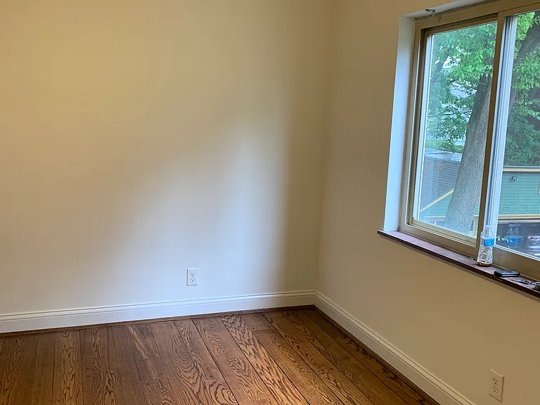 2534 Erie Ave #3 — Photo 10