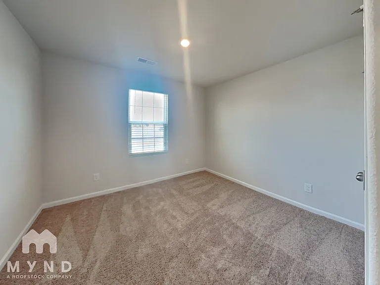 167 Royal Meadow Dr — Photo 17