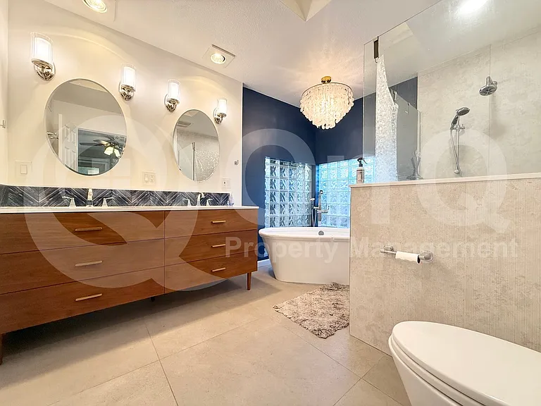 1915 E Buena Vista Dr — Photo 20