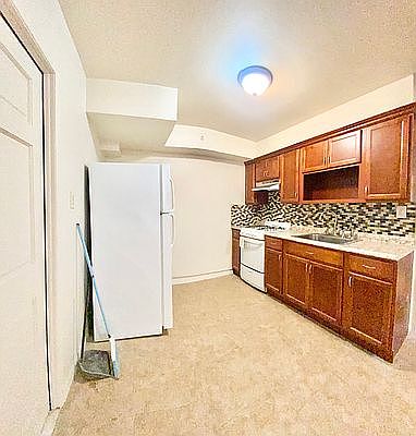 1st image of 8854 17th Ave #1B
