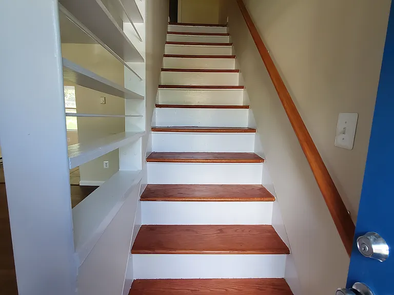 422 Viscose Ave #3 — Photo 8