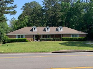 285 E University Dr, Auburn, AL 36832