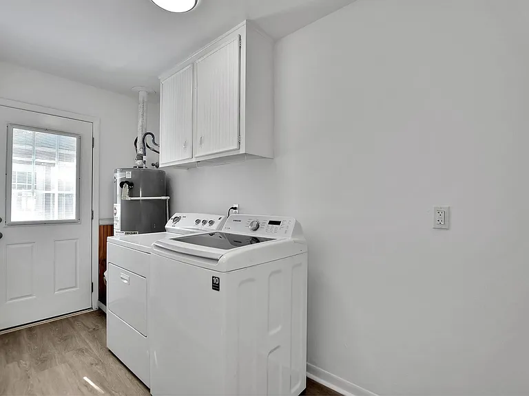 10513 Moorberry Ln — Photo 27