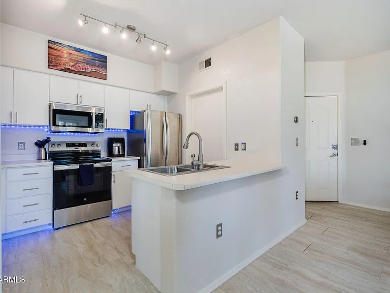 5302 E Van Buren St #3026 — Photo 5