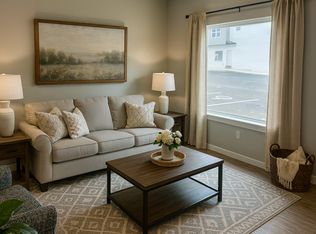 425 S Public Ave #B, Clever, MO 65631