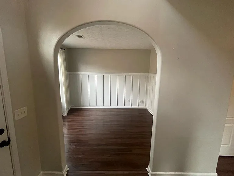 8012 Abington Dr — Photo 19