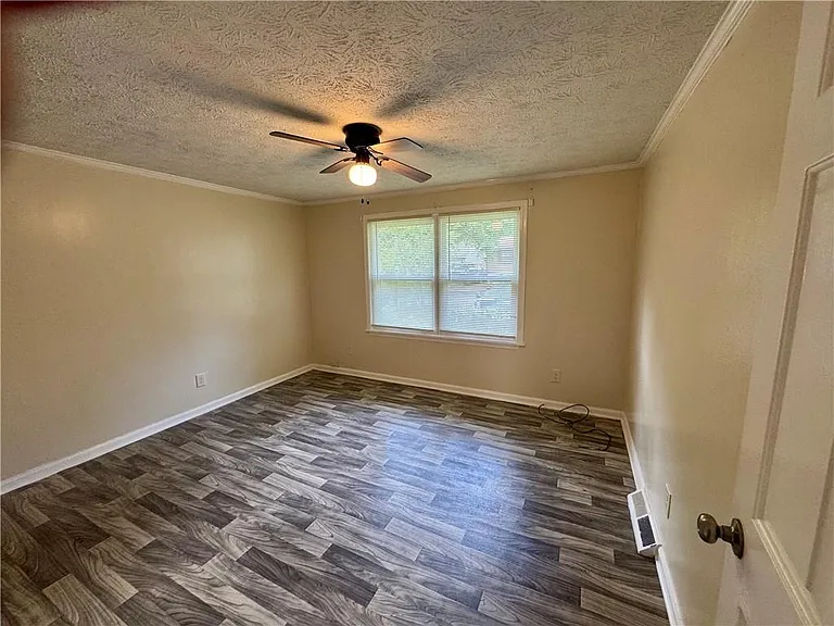 7 Sherwood Loop — Photo 30