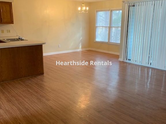 3rd image of 105 W Victoria Ct APT E