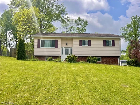 80 Kennedy Blvd, Northfield, OH 44067