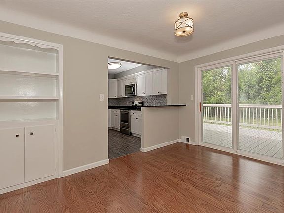 5th image of 4508 S Frontenac Dr
