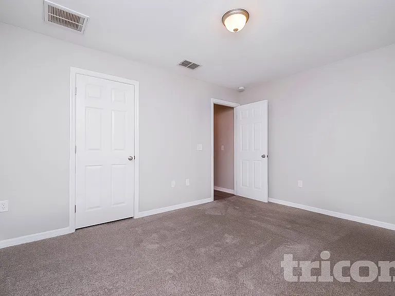8 Matricaria Ct — Photo 9