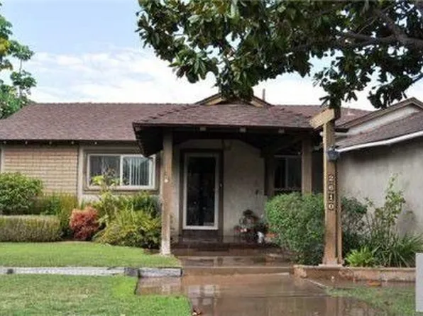 2610 N Deodar St, Santa Ana, CA 92705