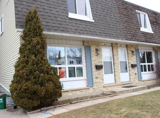 30 A Helene Cres, Waterloo, ON N2L 5E5