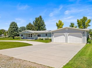 5370 W 17600 N, Garland, UT 84312