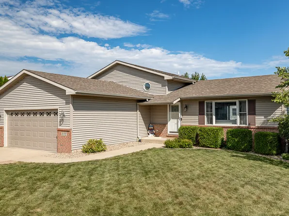 302 W 127th Ave, Crown Point, IN 46307