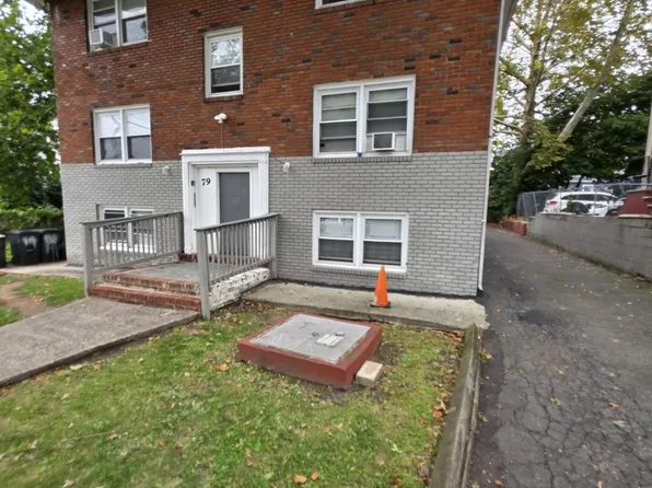 79 Hopkins Pl #2A, Irvington, NJ 07111