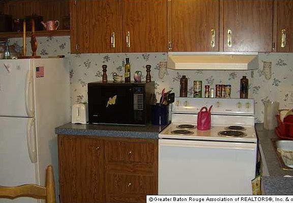 3rd image of 888 Nesom Rd