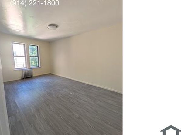 218 McLean Ave #4