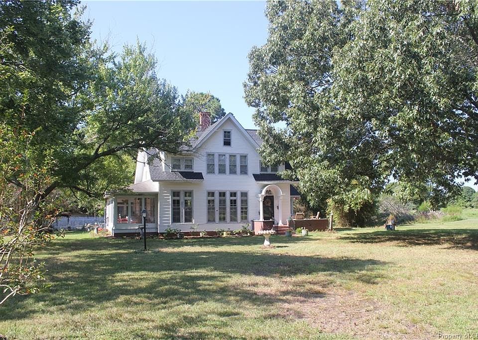 1st image of 53 Circle Dr